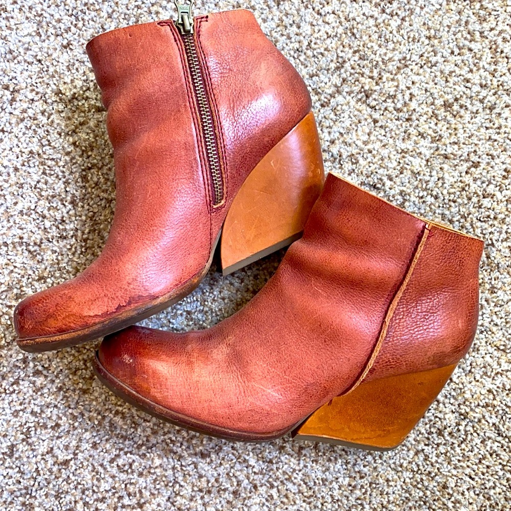 Wood wedge merlot leather booties